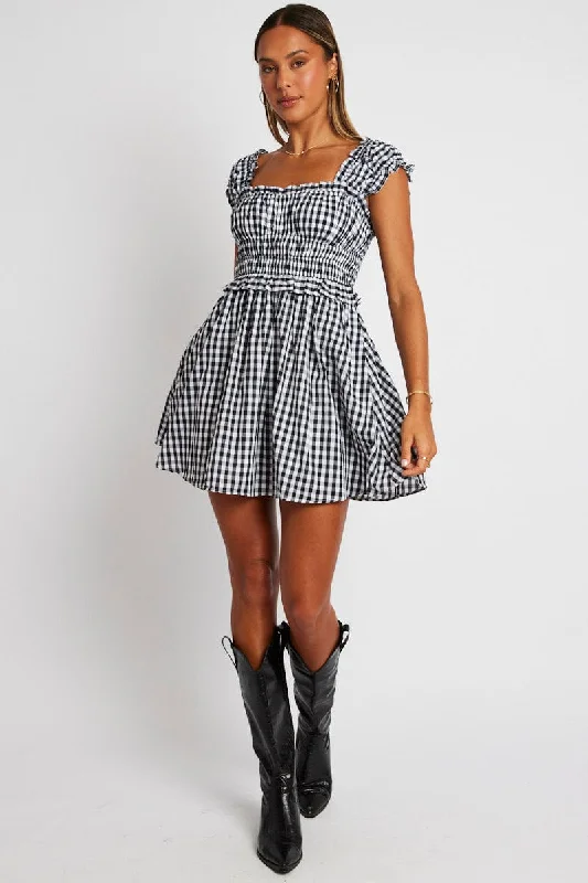 Sleeveless Dress With Animal PrintsBlack Check Fit And Flare Dress Sleeveless