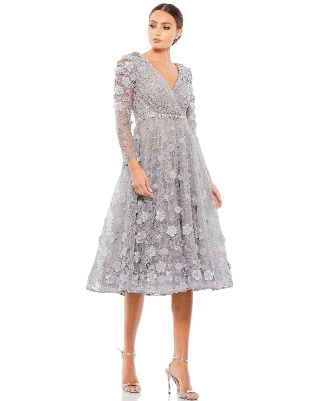 Full-Figured Long Sleeves DressMac Duggal 67387 Long Sleeve Floral Cocktail Dress