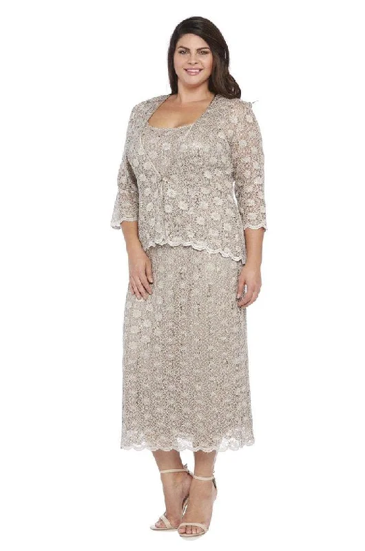 wedding dress try-onR&M Richards 5335W Long Plus Size Mother Of The Bride Dress