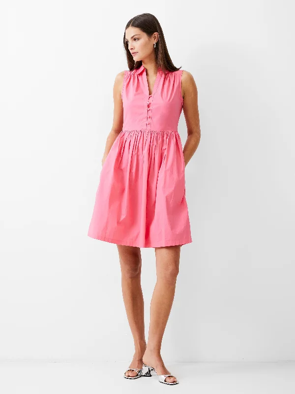 Sleeveless Dress With Polka DotsSleeveless Smock Dress