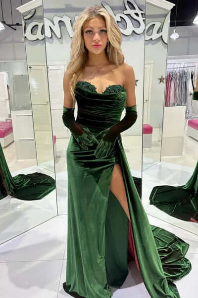 spaghetti strap prom dressesEmerald Green Mermaid Prom Dress Velvet Long Formal Gowns